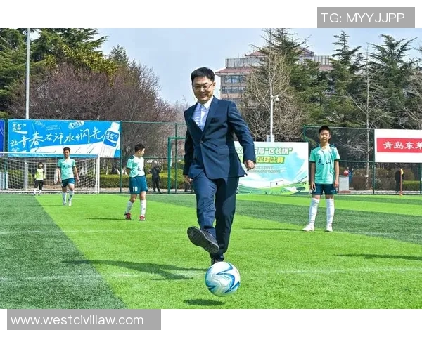 球星助力校园足球推动青少年体育发展助力中国足球未来